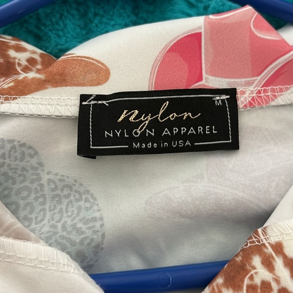 Cowgirl hat button down - Picture 3 of 6